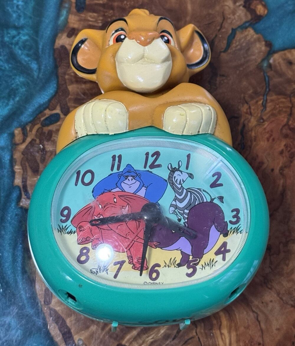 FOR PARTS NOT WORKING Disney Lion King Simba Talking Alarm Clock Radio Figure